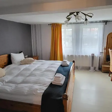 Pension Melsungen Мельзунген