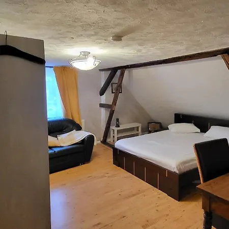 Pension Melsungen 홈스테이 멜숭겐